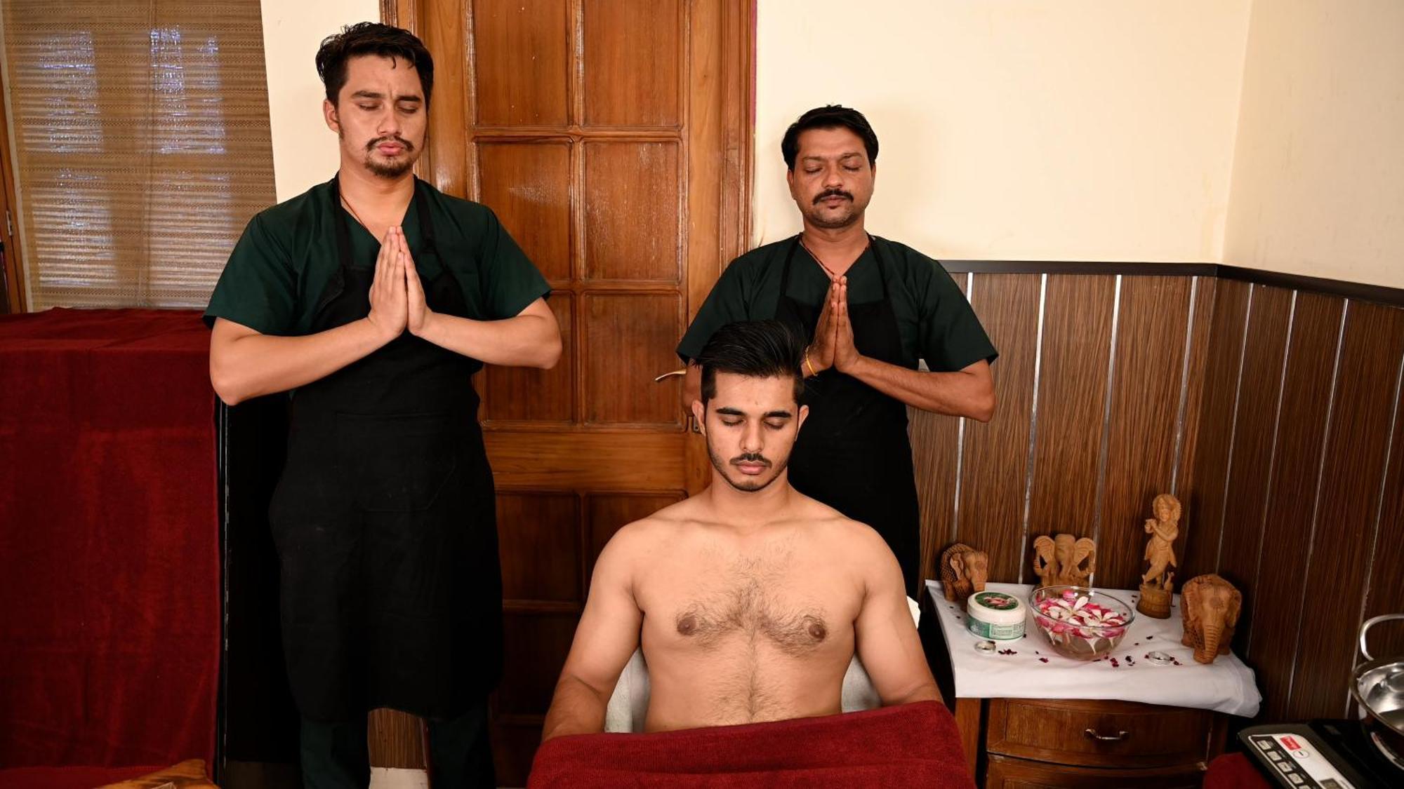 Ayurveda Bhavan Rishīkesh Esterno foto
