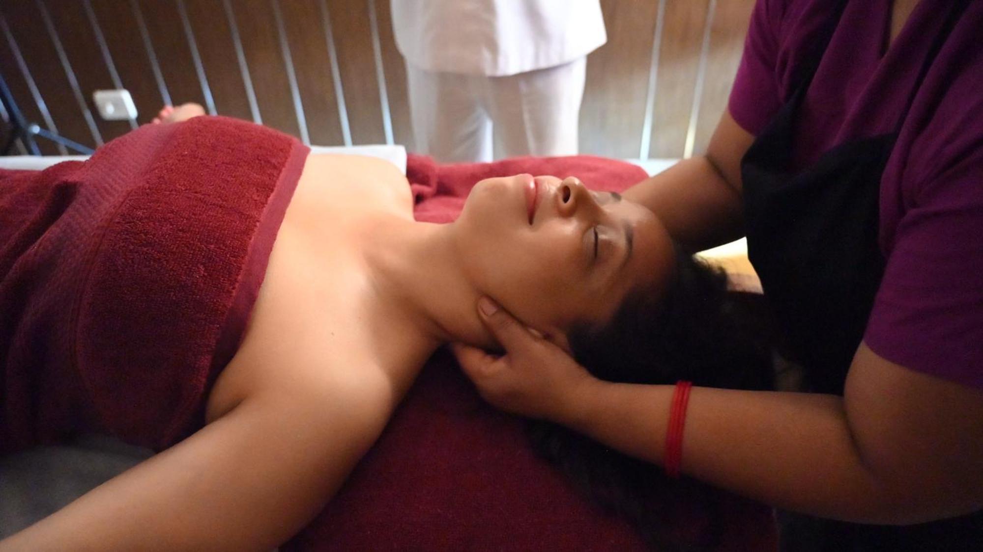 Ayurveda Bhavan Rishīkesh Esterno foto