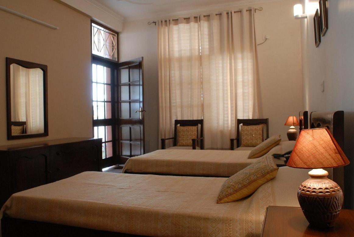 Ayurveda Bhavan Rishīkesh Esterno foto